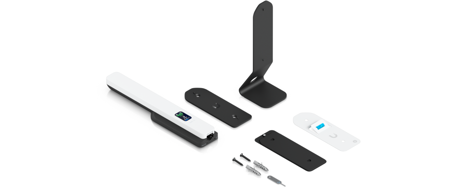 Ubiquiti U5G-US UniFi 5G Backup in the box and mounting accessories