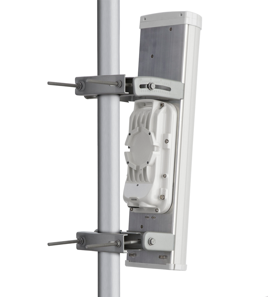 Cambium Networks C050045A005D 5 GHz PMP 450i Integrated Access Point, 90 degree (ROW)